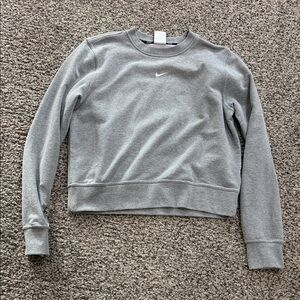 Nike Women’s Gray Crewneck Sweatshirt, small